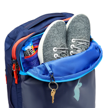 Carica l'immagine nel visualizzatore di Gallery, Cotopaxi Allpa 28L Travel Pack col. Maritime