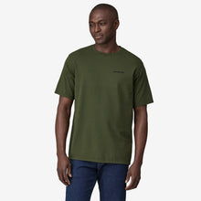 Carica l'immagine nel visualizzatore di Gallery, PATAGONIA t-shirt uomo mod. 38054 P-6 Logo Responsibili-Tee col. TORREY PINE GREEN