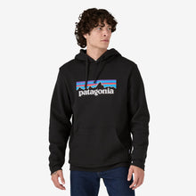 Carica l'immagine nel visualizzatore di Gallery, Patagonia Men's P-6 Logo Uprisal Hoody Felpa Uomo con cappuccio Logo Nero Black