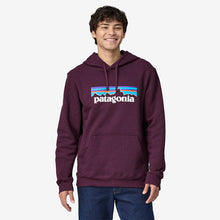 Carica l'immagine nel visualizzatore di Gallery, Patagonia Felpa con cappuccio P-6 Logo Uprisal Hoody Viola Night Plum