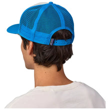 Carica l'immagine nel visualizzatore di Gallery, PATAGONIA Berretto Patagonia P-6 Logo Trucker Hat Cap White w/ Vessel Blue
