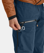 Carica l'immagine nel visualizzatore di Gallery, ORTOVOX 3L ORTLER PANTS Uomo Pantaloni hardshell robusti, antivento e impermeabili black raven