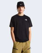 Carica l'immagine nel visualizzatore di Gallery, THE NORTH FACE T-shirt Evolution NSE Box Regular da uomo art. NF0A8B6K col. TNF Black-TNF White