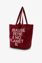 Carica l'immagine nel visualizzatore di Gallery, Ecoalf iconica borsa Pacho con il claim Because There Is No Planet B® - diversi colori