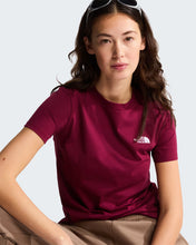 Carica l'immagine nel visualizzatore di Gallery, THE NORTH FACE T-shirt Evolution Simple Dome Slim da donna