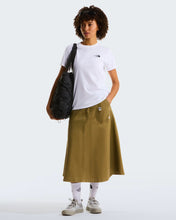 Carica l'immagine nel visualizzatore di Gallery, THE NORTH FACE T-shirt Evolution Simple Dome Slim da donna
