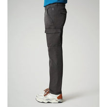 Carica l'immagine nel visualizzatore di Gallery, Napapijri pantaloni cargo Moto 3 tasconato uomo Grigio Dark Grey Solid