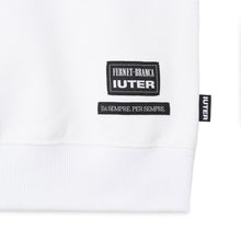 Carica l'immagine nel visualizzatore di Gallery, IUTER X FERNET BRANCA - POSTER CREWNECK - Digital Print WHITE Felpa uomo girocollo bianca White - Limited Edition