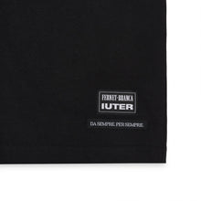 Carica l'immagine nel visualizzatore di Gallery, IUTER X FERNET BRANCA - COIN TEE T-Shirt - Screen Print BLACK T-shirt uomo con stampa Nera - Limited Edition