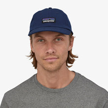 Carica l'immagine nel visualizzatore di Gallery, Patagonia P-6 Label Trad Cap Cappellino Cappello Classic Navy Blu