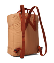 Carica l'immagine nel visualizzatore di Gallery, Fjällräven Zaino Kanken 38 cm