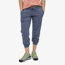 Carica l'immagine nel visualizzatore di Gallery, Patagonia Women's Hampi Rock Pants Pantalone leggero da donna Camp Green