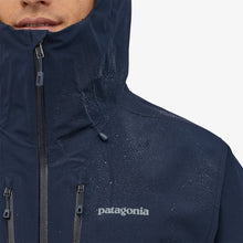 Carica l'immagine nel visualizzatore di Gallery, Patagonia Men's Triolet Jacket Giacca Guscio GORE-TEX® a 3 strati impermeabile/traspirante Textile Green w/Smolder Blue