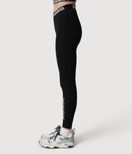 Carica l'immagine nel visualizzatore di Gallery, Napapijri Leggings Box Leggings Pantalone elasticizzato da donna Nero