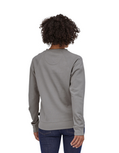 Carica l'immagine nel visualizzatore di Gallery, Patagonia Women's Pastel P-6 Label Organic Cotton Crew Sweatshirt Felpa Donna Girocollo Salt Grey Grigio