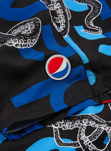 Carica l'immagine nel visualizzatore di Gallery, Octopus x Pepsi Camo Boardshorts pantalone costume da bagno Black - collabo Pepsi-Cola - Limited Edition