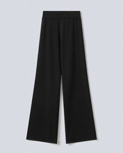 Carica l&#39;immagine nel visualizzatore di Gallery, HINNOMINATE Pantalone A Palazzio In Maglia HMABW01176
