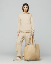 Carica l'immagine nel visualizzatore di Gallery, HINNOMINATE Felpa cappuccio basica con marsupio cod. HMABW01401
