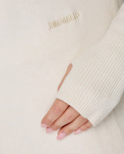 Carica l'immagine nel visualizzatore di Gallery, HINNOMINATE Maglia Cappuccio Raglan Con Buchi Ai Polsi art. HMABW02120
