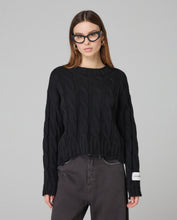 Carica l'immagine nel visualizzatore di Gallery, HINNOMINATE  Maglia Paricollo Corta Con Trecce E Rotture art. HMABW02191
