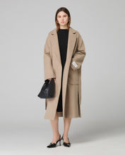 Carica l'immagine nel visualizzatore di Gallery, HINNOMINATE  Borsa Piccola In Ecopelle Con Etichetta E Placchetta In Metallo art. HMACW00122
