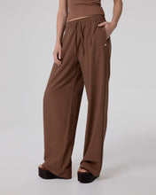 Carica l'immagine nel visualizzatore di Gallery, HINNOMINATE Pantalone Over Con Pences E Coulisse art. HMABW02544
