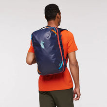 Carica l'immagine nel visualizzatore di Gallery, Cotopaxi Allpa 28L Travel Pack col. Maritime
