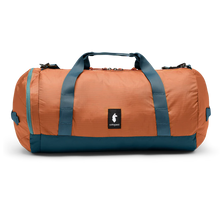 Carica l&#39;immagine nel visualizzatore di Gallery, Cotopaxi Ligera 32L Duffel Bag - Cada Dia col. Tamarindo
