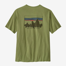 Carica l'immagine nel visualizzatore di Gallery, Patagonia Men's '73 Skyline Organic T-Shirt Uomo Buckhorn Green
