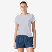 Carica l'immagine nel visualizzatore di Gallery, Patagonia Women's P-6 Logo Responsibili-Tee® T-shirt donna logo White
