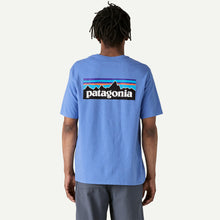Carica l&#39;immagine nel visualizzatore di Gallery, PATAGONIA Men&#39;s P-6 Logo Responsibili-Tee® cod. 38504
