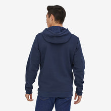 Carica l&#39;immagine nel visualizzatore di Gallery, Patagonia Felpa con cappuccio P-6 Logo Uprisal Hoody New Navy
