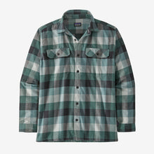 Carica l'immagine nel visualizzatore di Gallery, Patagonia Men's Long-Sleeved Organic Cotton Midweight Fjord Flannel Shirt Nouveau Green
