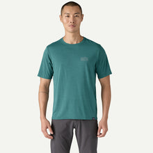Carica l&#39;immagine nel visualizzatore di Gallery, PATAGONIA T-shirt Men&#39;s Capilene® Cool Daily Graphic Shirt cod. 45235 WETLAND BLUE X-DYE
