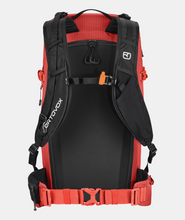 Carica l&#39;immagine nel visualizzatore di Gallery, Ortovox SWITCHBACK 32 Zaini da scialpinismo tecnico leggero per le escursioni di scialpinismo più impegnative hot orange
