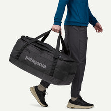 Carica l&#39;immagine nel visualizzatore di Gallery, PATAGONIA Black Hole® Duffel 70L cod. 49348 col. BLACK
