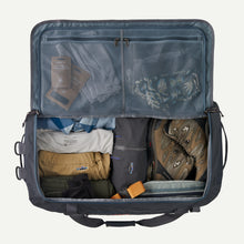 Carica l&#39;immagine nel visualizzatore di Gallery, PATAGONIA Black Hole® Duffel 70L cod. 49348 col. BLACK
