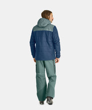 Carica l'immagine nel visualizzatore di Gallery, ORTOVOX SWISSWOOL ZINAL JACKET Robusta giacca da freeride con caldissimo isolamento Swisswool black raven

