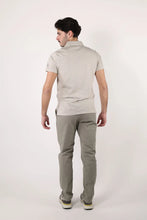Carica l'immagine nel visualizzatore di Gallery, ECOALF Pantaloni Ethiwin cod. MCMGAPAETHIW0753S26 col. DUNE
