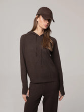 Carica l'immagine nel visualizzatore di Gallery, HINNOMINATE Maglia cappuccio con ricamo art. HMABW03028_MTTM0001 col. CAFFE'
