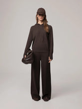 Carica l'immagine nel visualizzatore di Gallery, HINNOMINATE Pantalone palazzo con nervature in maglia art. HMABW03029_MTTM0001 col. Caffe
