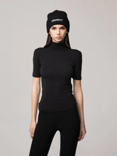 Carica l'immagine nel visualizzatore di Gallery, HINNOMINATE Maglia a lupetto in prima lana art. HMABW03151_TVW0001 col. NERO
