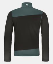 Carica l'immagine nel visualizzatore di Gallery, ORTOVOX FLEECE LIGHT JACKET Uomo GIACCHE IN PILE Colore black raven
