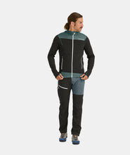 Carica l'immagine nel visualizzatore di Gallery, ORTOVOX FLEECE LIGHT JACKET Uomo GIACCHE IN PILE Colore black raven
