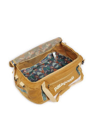 Carica l&#39;immagine nel visualizzatore di Gallery, PATAGONIA Black Hole® Duffel 55L cod. 49343 col. PUFFERFISH GOLD

