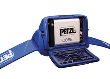 Carica l'immagine nel visualizzatore di Gallery, PETZL Lampada frontale TIKKA CORE 450 lumen art. E067AB
