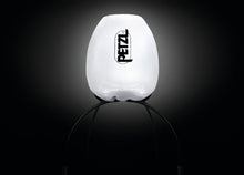 Carica l'immagine nel visualizzatore di Gallery, PETZL Lampada frontale IKO CORE 500 lumen art. E104BA00
