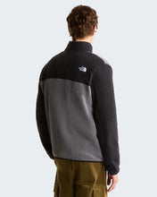 Carica l'immagine nel visualizzatore di Gallery, THE NORTH FACE Giacca in pile Yumiori con cerniera integrale da uomo art. NF0A883R col. Smoked Pearl-TNF Black
