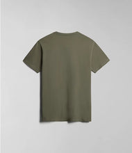 Carica l'immagine nel visualizzatore di Gallery, Napapijri T-Shirt a Maniche Corte Salis SS SUM col. GREEN LICHEN NP0A4H8DGAE1
