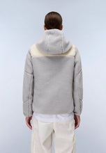 Carica l'immagine nel visualizzatore di Gallery, NAPAPIJRI Felpa in Pile con Cappuccio e Zip mod. T-Yupik OG H W art. NP0A4I54H971 col. LIGHT GREY SOLID
